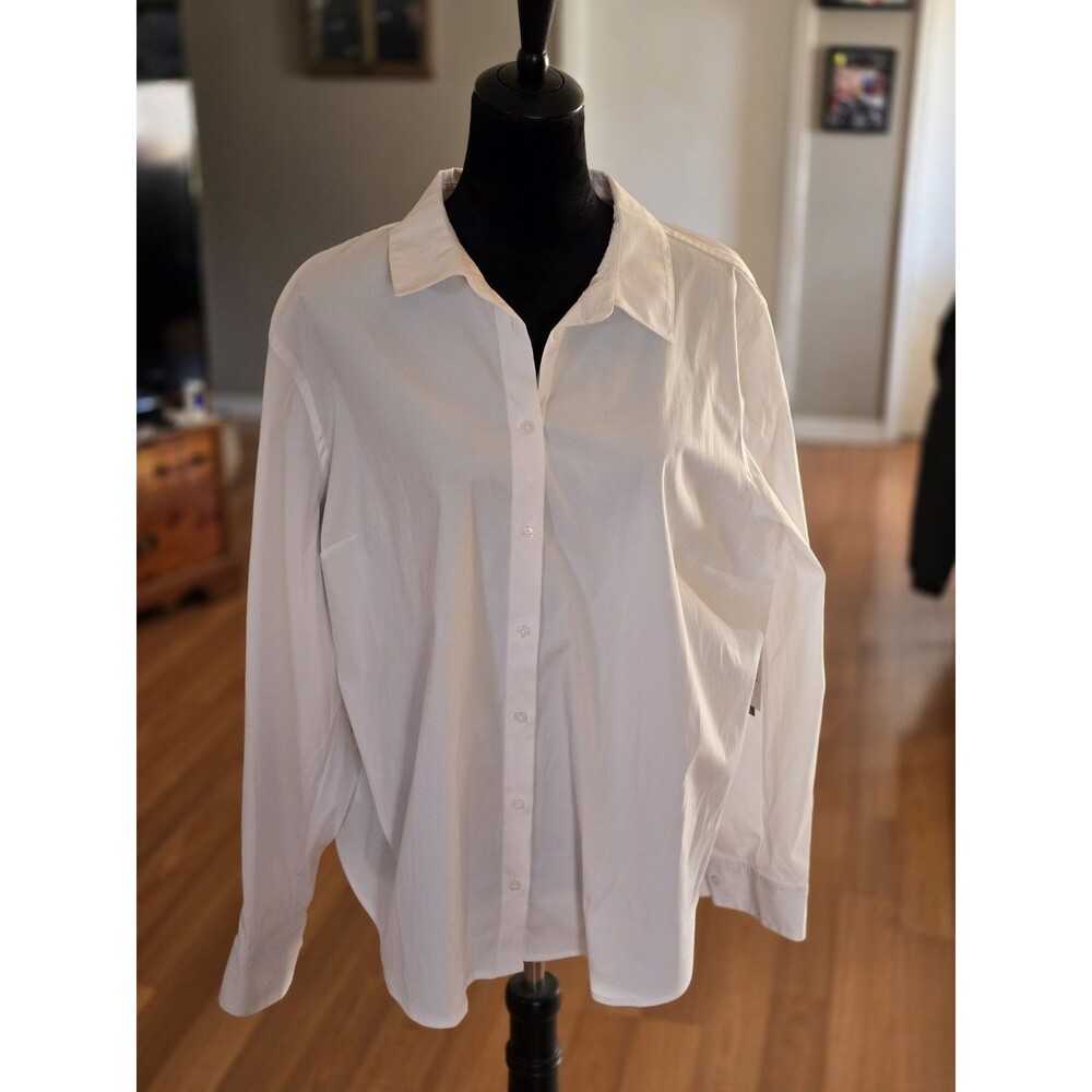 NWT Womens TIME and TRU Stretch Top Blouse Size XXXL Buttons Long Sleeve White